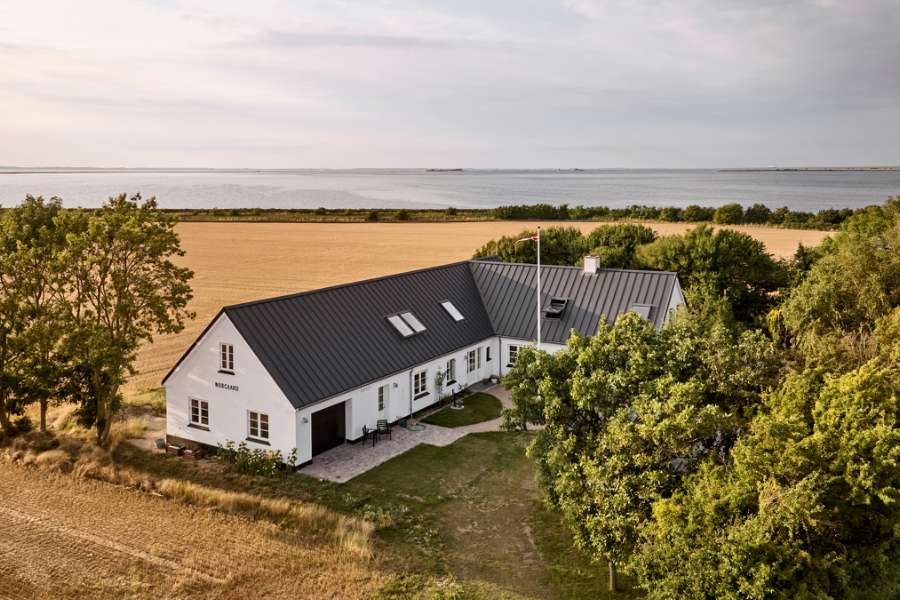 Steel profiles on “Morten Korch style” property, Ydeøvej 26, 4900 Nakskov